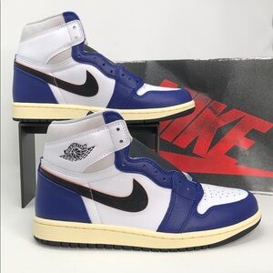 Nike Air Jordan 1 Retro High OG Rare Air DZ5485-100 Sneakers - Size 8